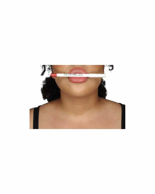 DRAW THE LINE LIP LINER